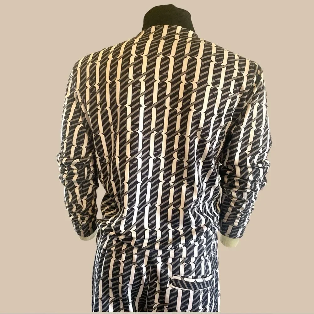Designer 2-piece Athleisure Tracksuit - Picture 7 of 8